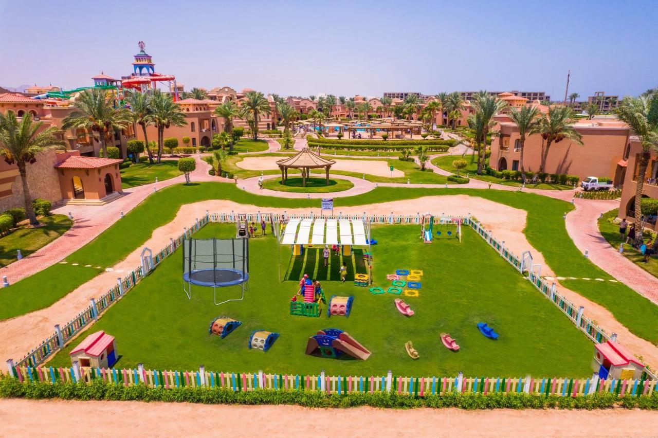 Отель Charmillion Gardens Aquapark Шарм-эль-Шейх Экстерьер фото The Village