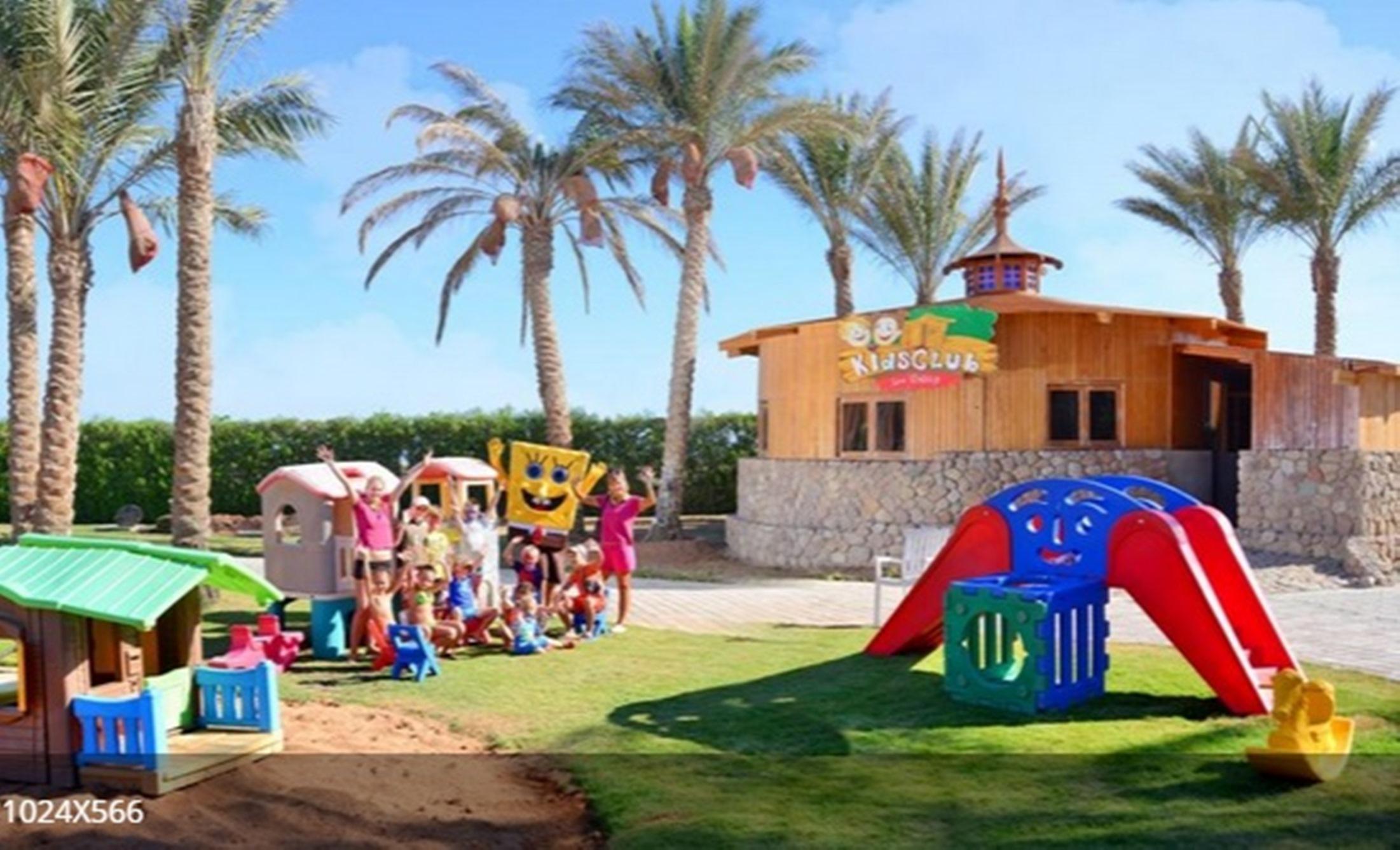 Отель Charmillion Gardens Aquapark Шарм-эль-Шейх Экстерьер фото Kids Club at a resort in Egypt