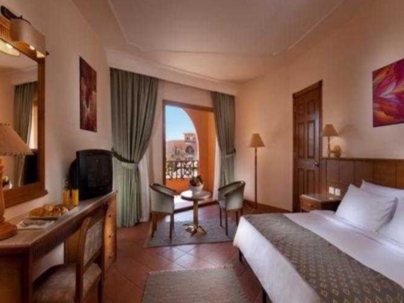 Отель Charmillion Gardens Aquapark Шарм-эль-Шейх Экстерьер фото A room at the hotel
